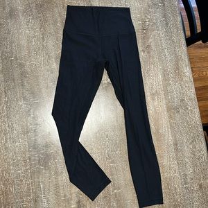 Lululemon Align ribbed size 4 leggings.